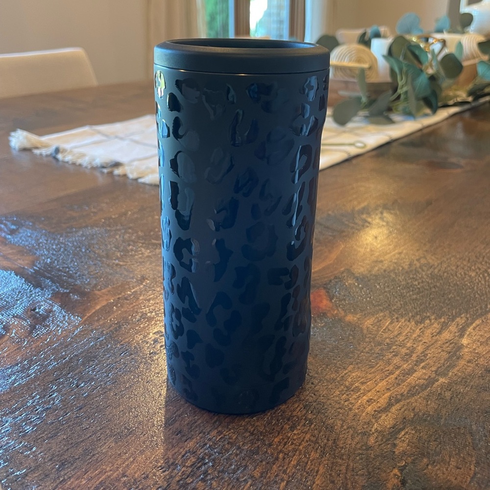 Brumate Hopsulator Slim Onyx Black - Picture 2 of 4